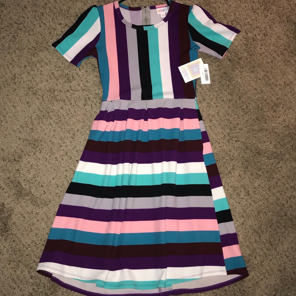 LuLaRoe Amelia